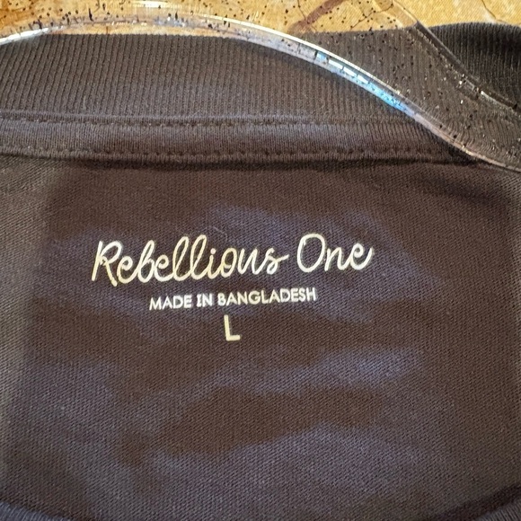 Rebellious One Black Graphic Long Sleeve Shirt NWT - Picture 5 of 11